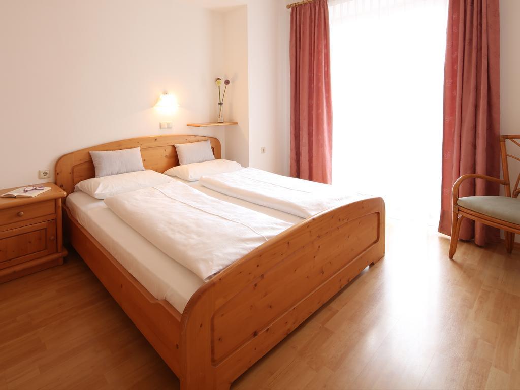 Residence Rose Innichen Zimmer foto