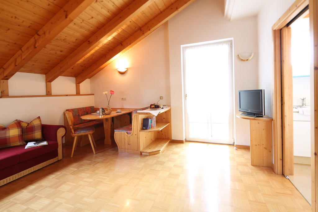 Residence Rose Innichen Zimmer foto